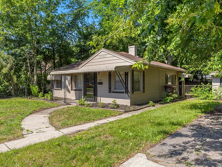 5228 Fletcher St — Photo 30