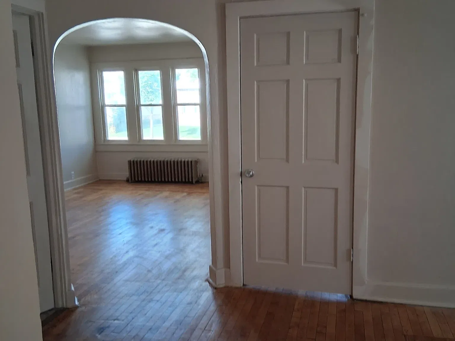 3 bed, 1275 sqft, $1,395 — Photo 3