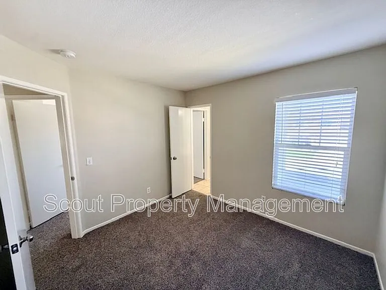 43174 Teramo St — Photo 21