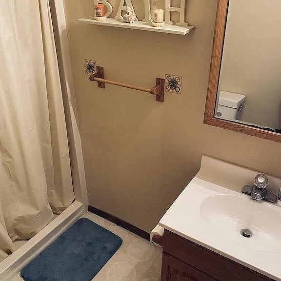 downstairs bathroom with stand up shower