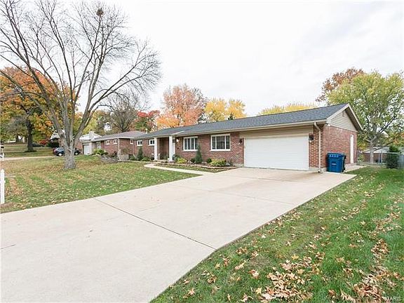 2nd image of 9946 Markhall Ln