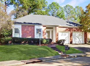 54 Robinwood Pl, Jackson, MS 39211