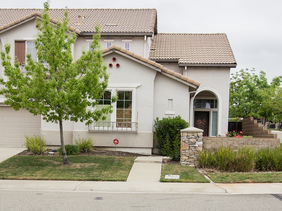 1st image of 1350 Bayberry Ct