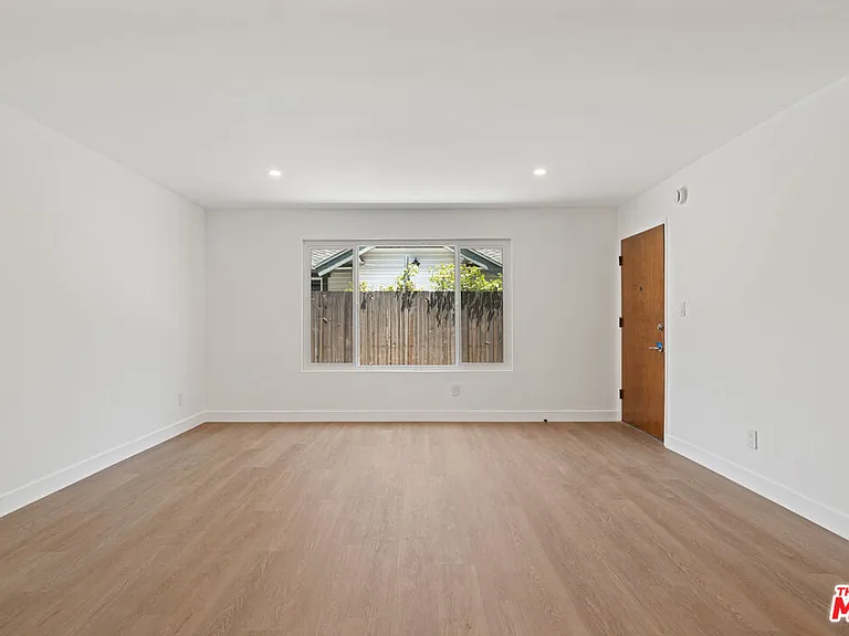 4442 Kingswell Ave #2 — Photo 2