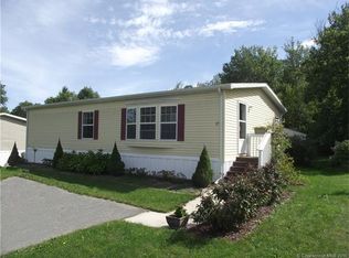 17 Robin Rd, Colchester, CT 06415