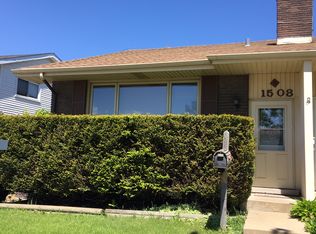 1508 E Lillian Ave, Arlington Heights, IL 60004