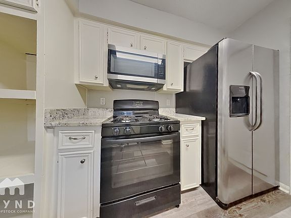 2nd image of 2163 Drayton Ln