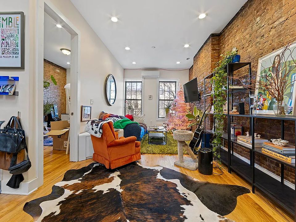1st image of 420 Rogers Ave #1A