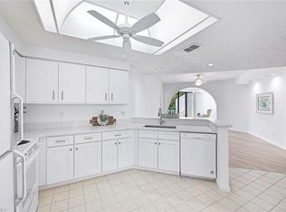 2182 Anchorage Ln APT A, Naples, FL 34104