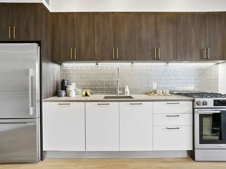 470 Dean St #605 — Photo 3