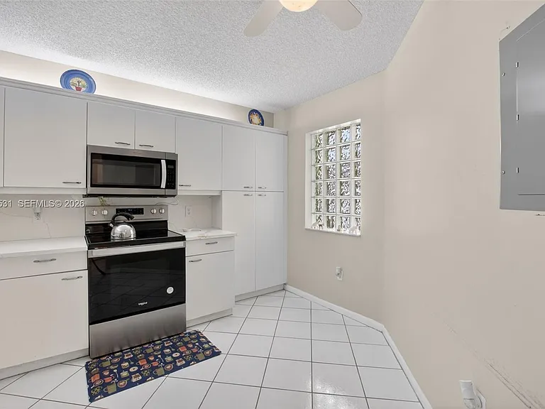 5133 Brisata Cir #L — Photo 69