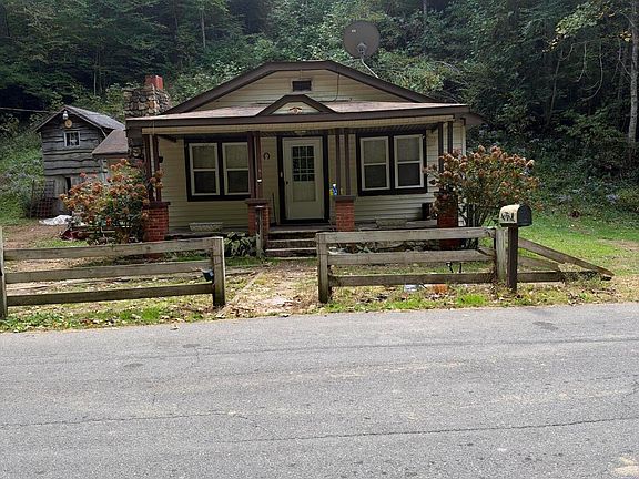 2nd image of 232 Bear Branch Rd
