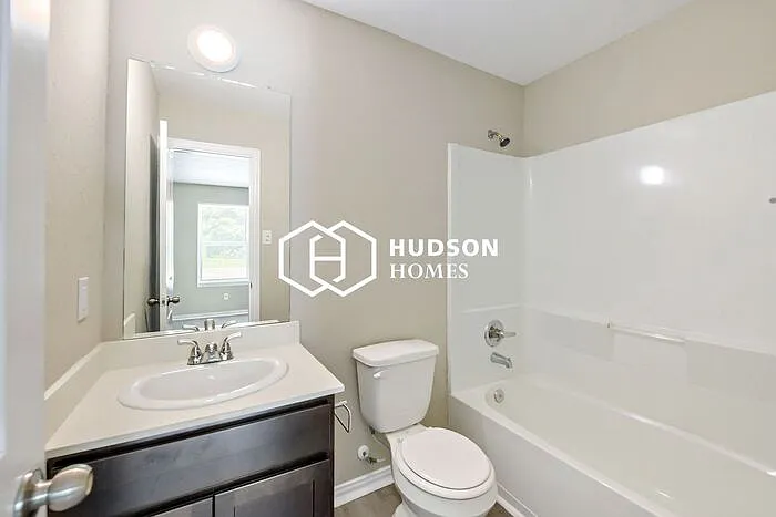 4018 Dorchester St #B — Photo 9
