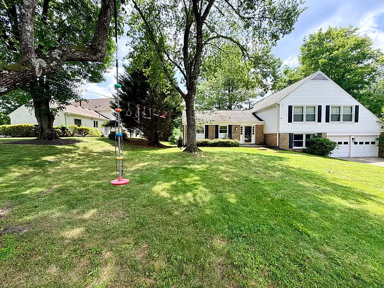 12904 Missionwood Way — Photo 21