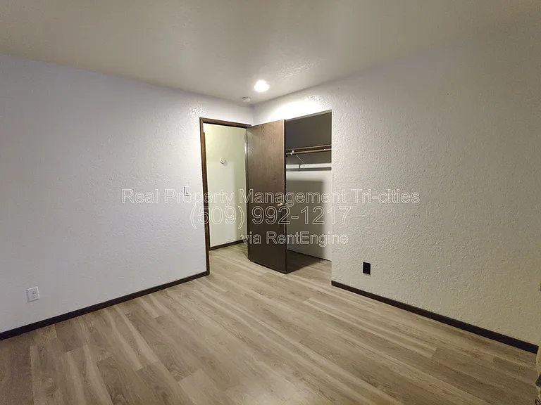 1816 W 21st Ave #C — Photo 14