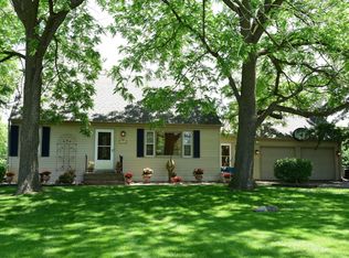 13936 N Green Bay Rd, Mequon, WI 53097