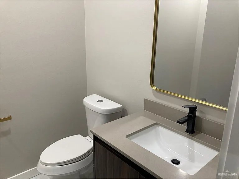 2225 Dorado Dr — Photo 13
