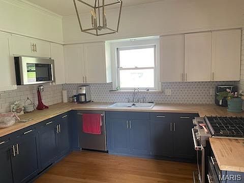 1st image of 1500 Parkview St