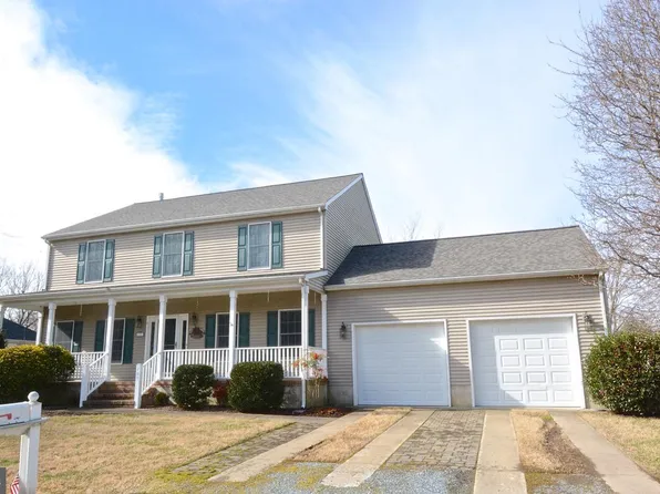 204 3rd St, Oxford, MD 21654