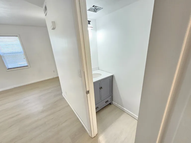 50 Westhaven Dr — Photo 15