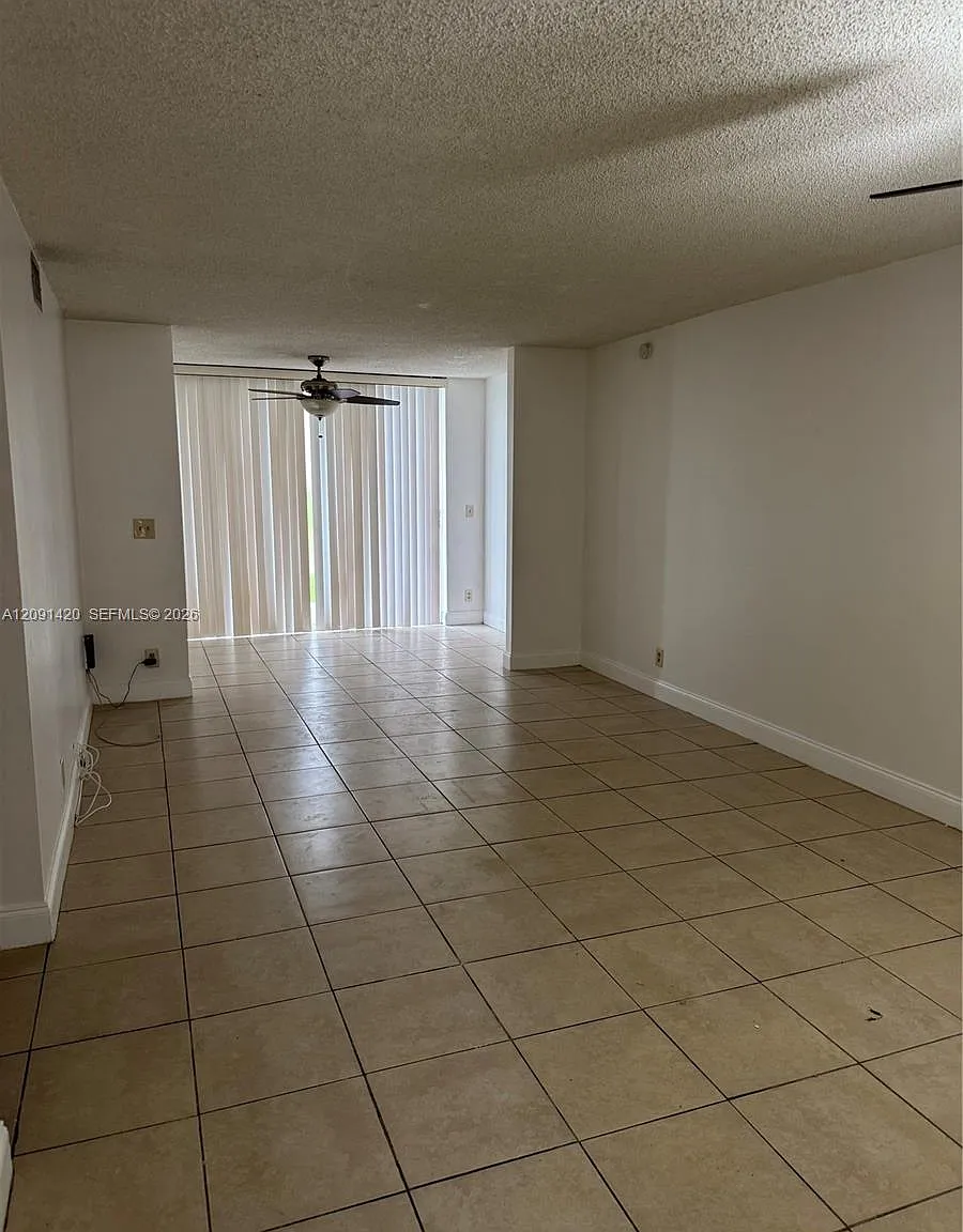 Cascades Of Lauderhill — Photo 2