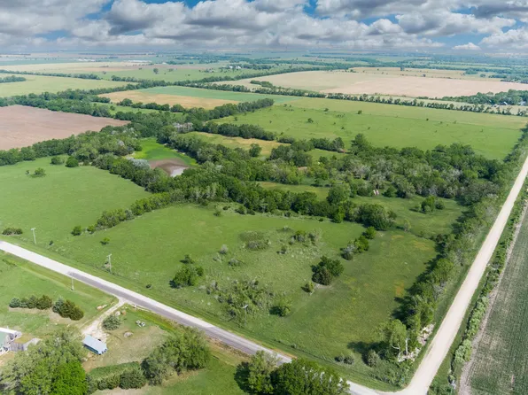 0 NW 30th St, Benton, KS 67017