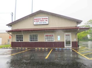 667 E Lasalle St, Somonauk, IL 60552