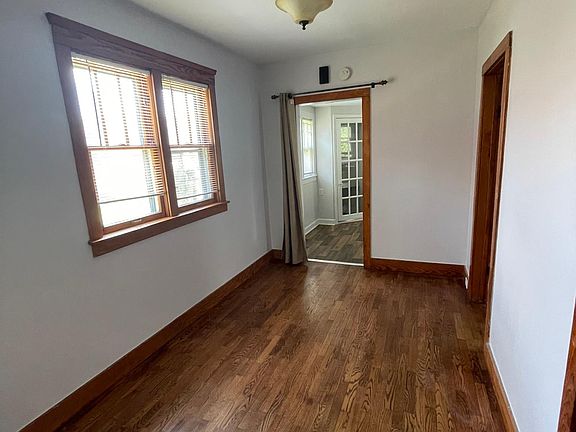 5th image of 810 8th St NW
