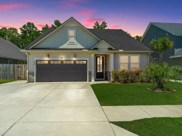 426 Omaha Dr, Moncks Corner, SC 29461