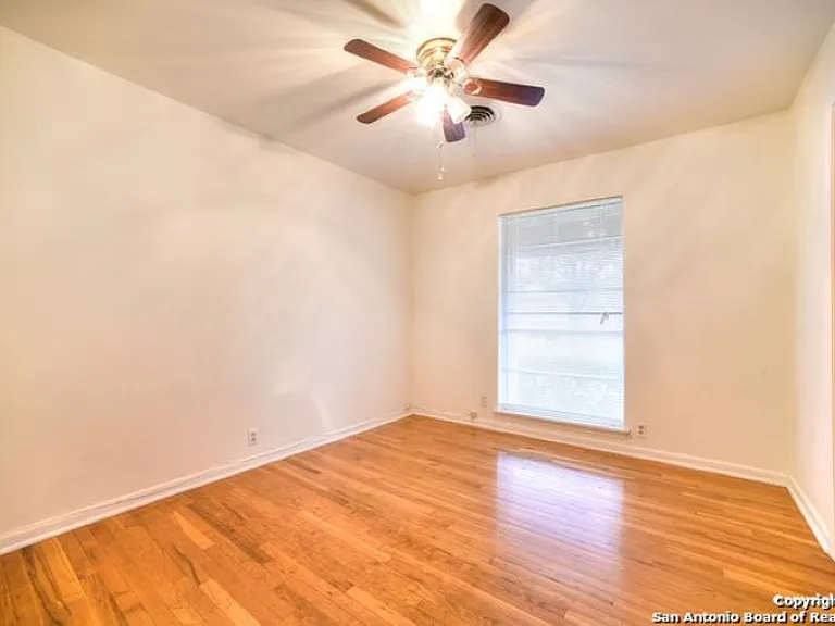3223 Oakleaf Dr — Photo 21