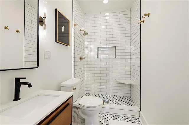 633 Tchoupitoulas St #4 — Photo 15