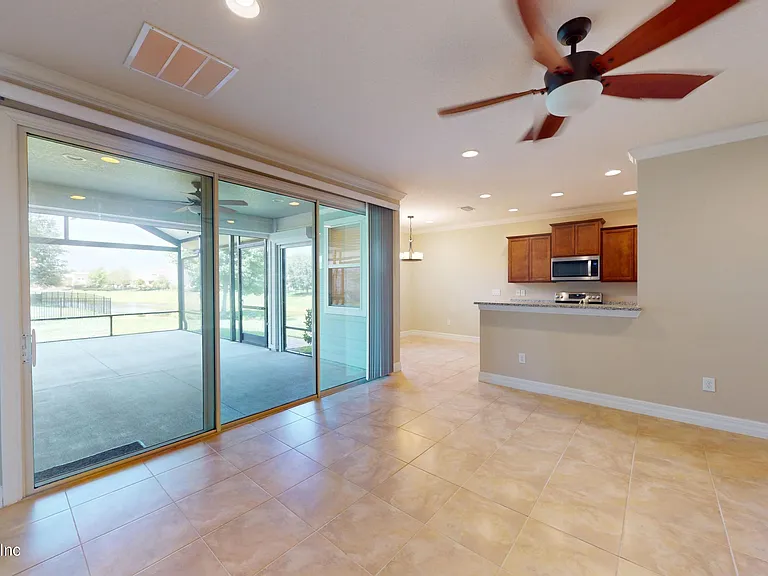 29 Lakefront Ln — Photo 5