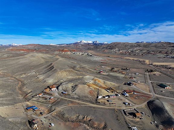 5th image of 5 Deer Rd