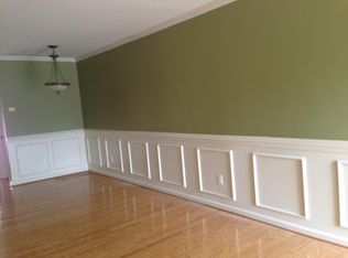 2494 Quick St APT 102, Herndon, VA 20171