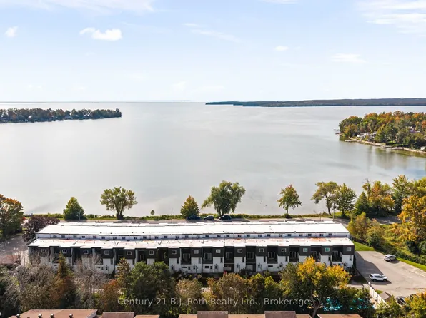 40 Victoria Cres #24, Orillia, ON L3V 6N6