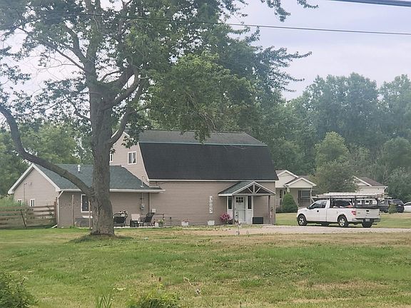3rd image of 3005 Plank Rd