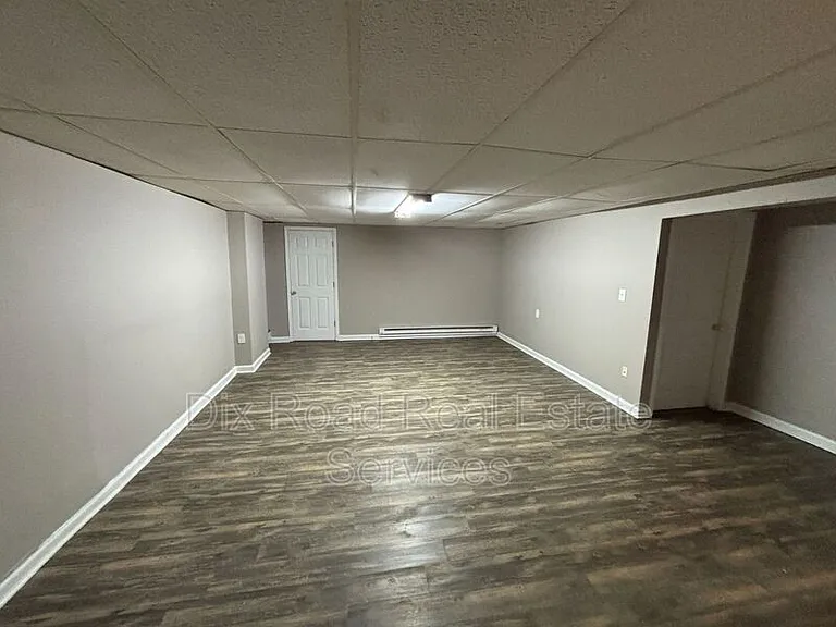 7914 Woody Hollow Dr — Photo 24