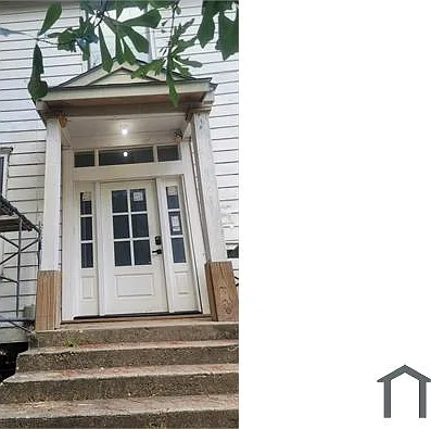 1002 College St #C — Photo 1