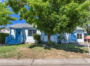 1482 NW Fairmount St, Roseburg, OR 97470