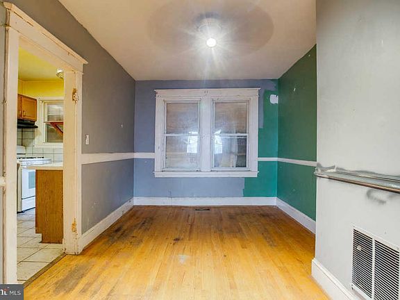 4th image of 1123 Wood Heights Ave