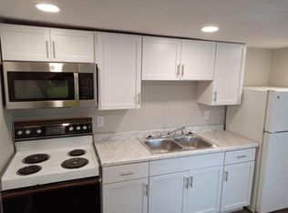 1222 1/2 Broadway St #1/2, Niles, MI 49120