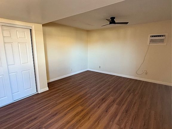 4th image of 17162 Grand Ave #17162