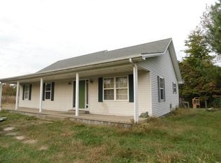 5418 E Mann Rd, Pekin, IN 47165