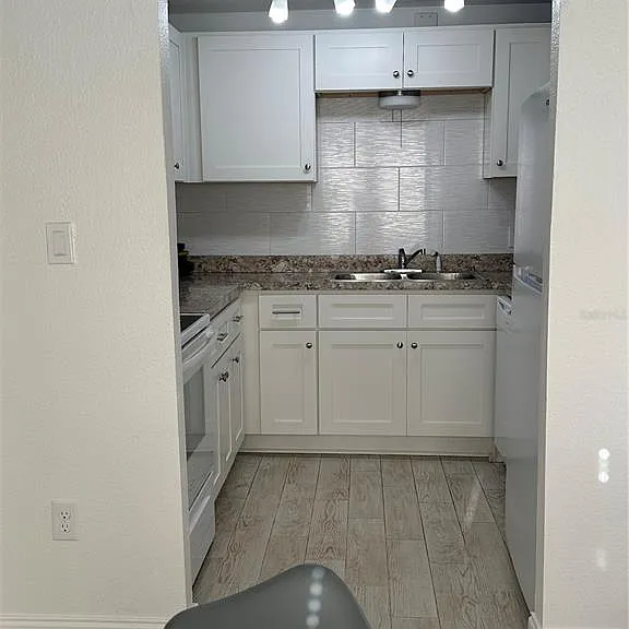 351 S McMullen Booth Rd #129 — Photo 6
