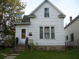 224 3rd St NW, Chisholm, MN 55719