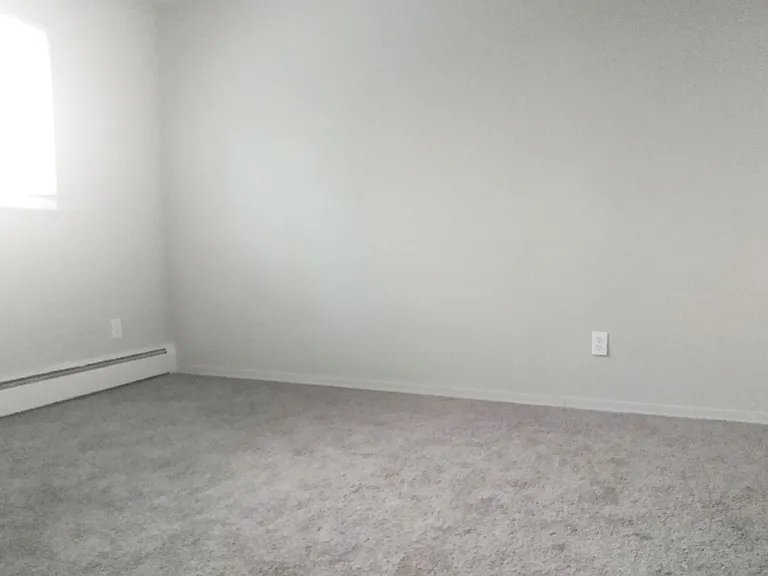 249 Senator Pl — Photo 5