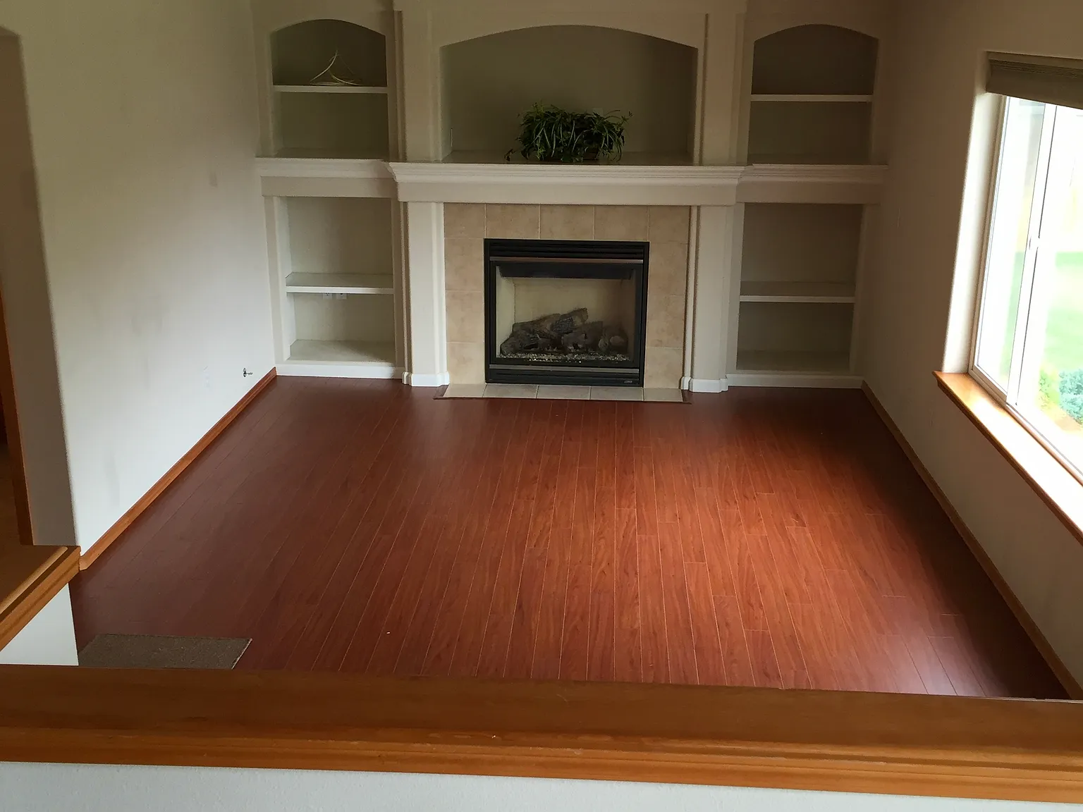 3 bed, 2.5 bath, 2250 sqft, $2,850 — Photo 3