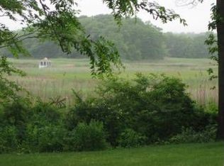 8 Downing Way, Madison, CT 06443