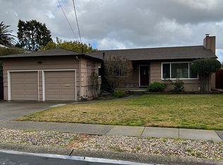 63 Mohawk Ave, Corte Madera, CA 94925