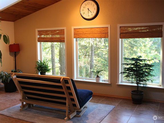 5th image of 5641 Lake Saint Clair Drive SE
